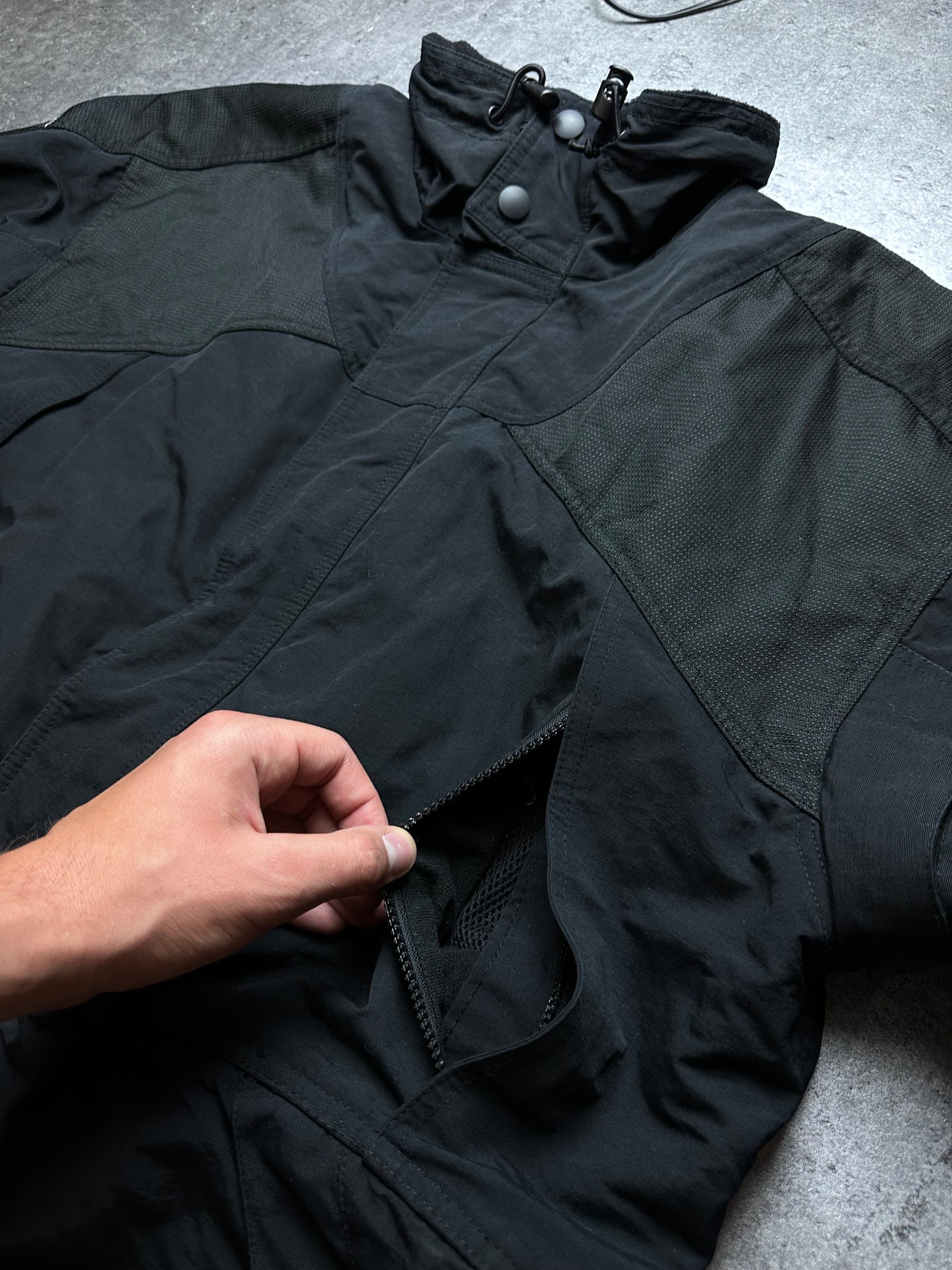 Oakley Vintage Black jacket 00s