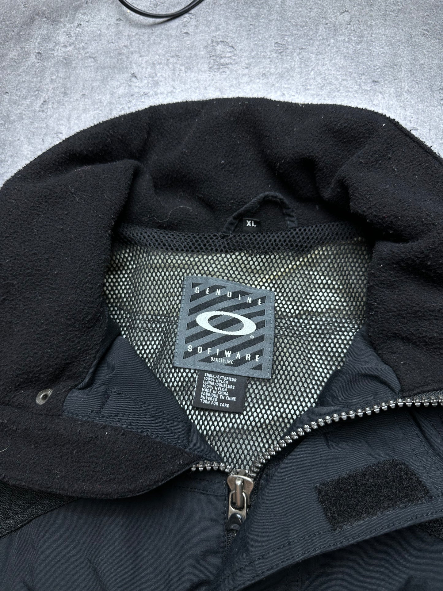 Oakley Vintage Black jacket 00s