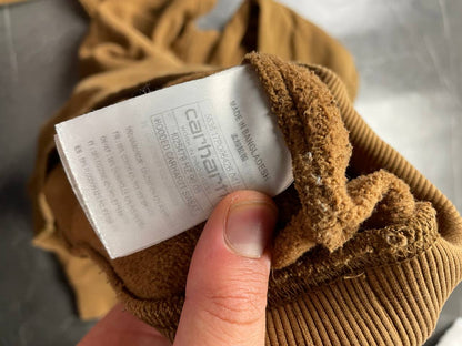 Carhartt brown hoodie large fleece, kangaroo pocket, ribbed hem and cuffs.
