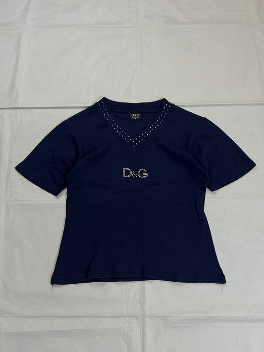 D&G navy t-shirt with studded V-neck and front logo, 100% cotton.