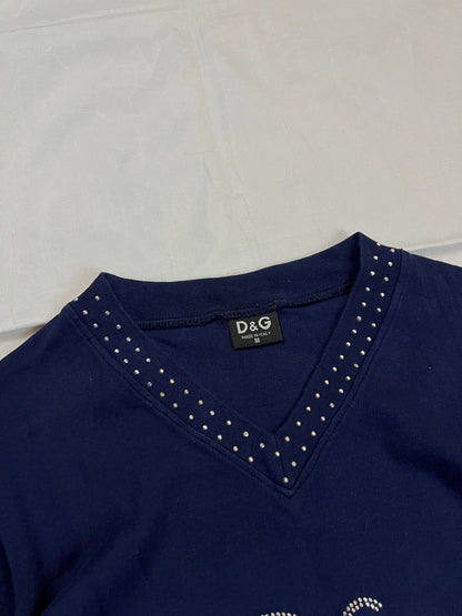 D&G navy t-shirt with studded V-neck and front logo, 100% cotton.
