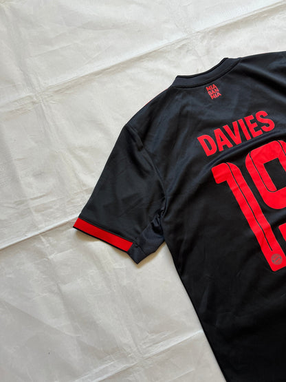 Adidas Bayern Munich black football shirt with red trim, player Davies #19 print, lightweight fabric.