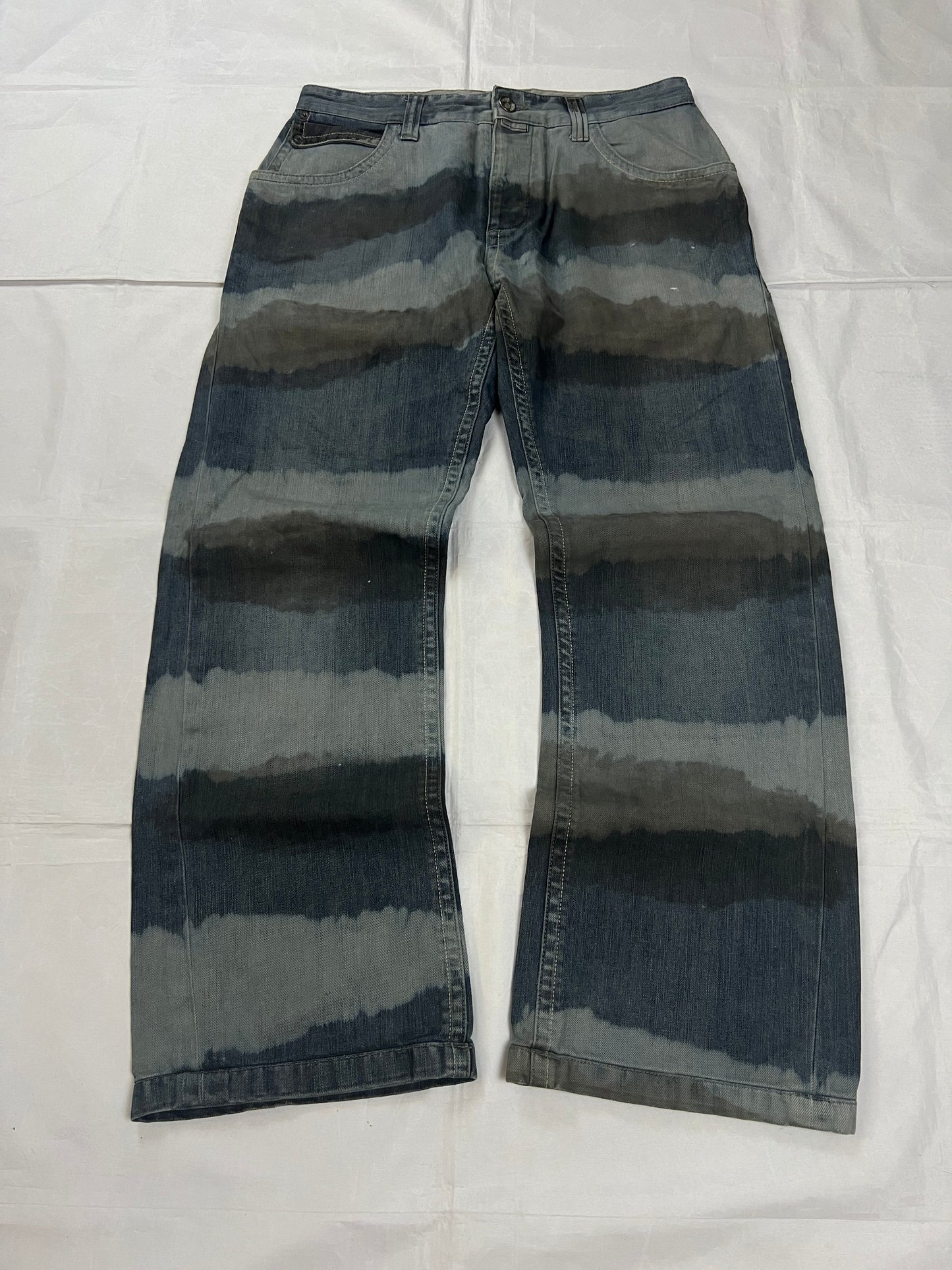 Lee blue and grey striped denim jeans with loose fit and decorative stitching.