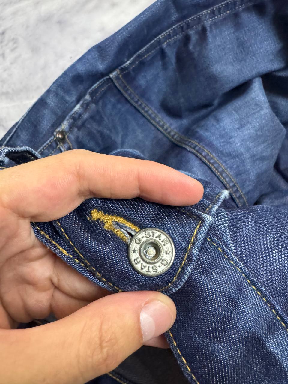 G-Star Raw blue denim 5620 3D Loose jeans with branded button and back patch.