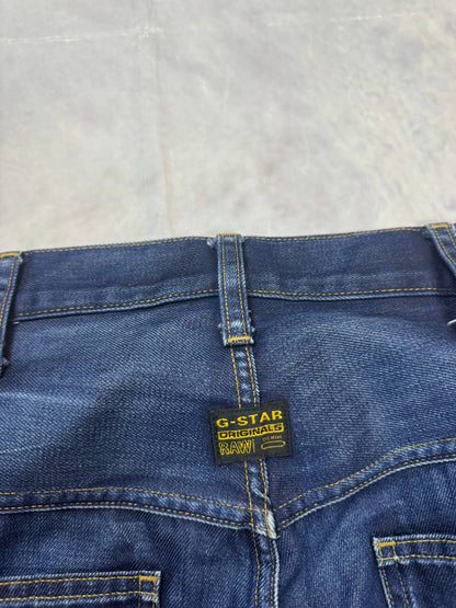G-Star Raw blue denim 5620 3D Loose jeans with branded button and back patch.
