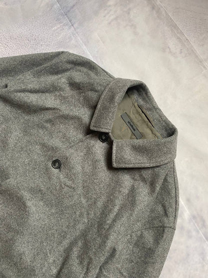 Strellson grey wool blend overcoat with classic button closure and collar.