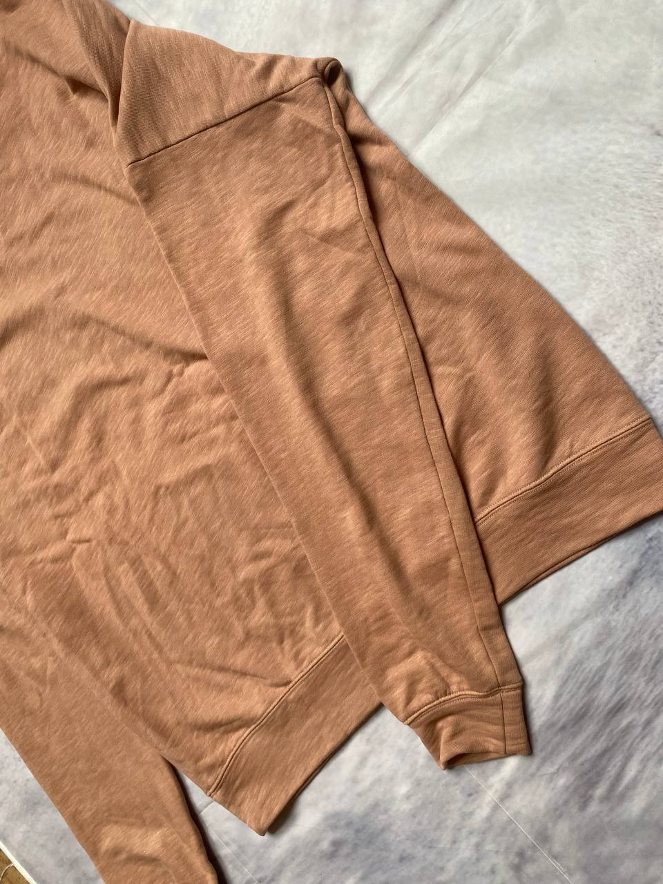 COS brown crew neck sweatshirt with ribbed cuffs, soft cotton blend fabric.
