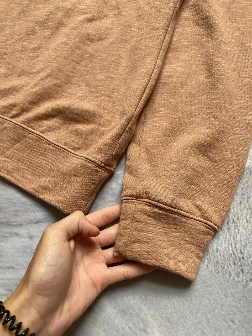 COS brown crew neck sweatshirt with ribbed cuffs, soft cotton blend fabric.